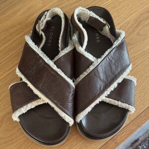 ALOHAS Dark Brown Shearling-Lined Sandals NWOT